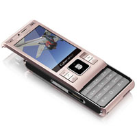 Sony Ericsson подготвя първи софтуерен ъпдейт за C905