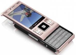 Sony Ericsson подготвя първи софтуерен ъпдейт за C905