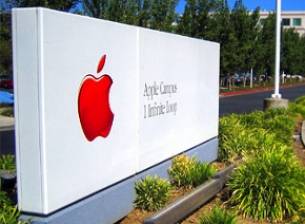 Потребителите в САЩ може би харесват Google повече от Apple