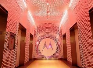 Lenovo съкращава още стотици от служителите на Moto