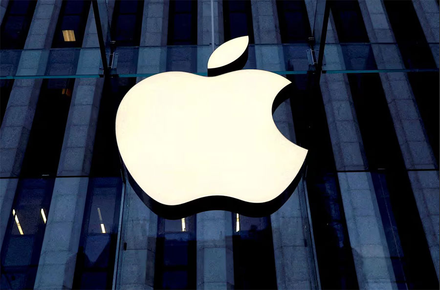 Apple ще позволи инсталирането на приложения за iOS от сайтове
