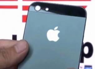 Видео със задния панел на iPhone 5