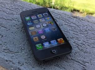 Корпусът на новия iPhone може би ще е с дебелина 7,6 мм