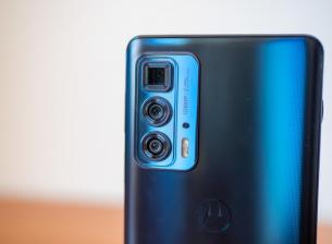 Motorola може да са първите, които използват 200MP сензор