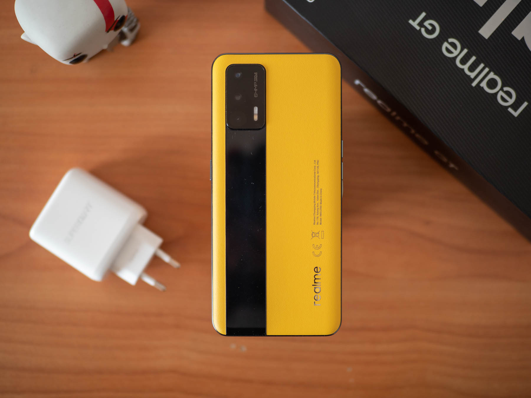 realme подготвя модел с бързо зареждане до 150W