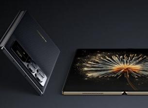 Този бъдещ сгъваем смартфон може да е водоустойчив и със сателитна комуникация