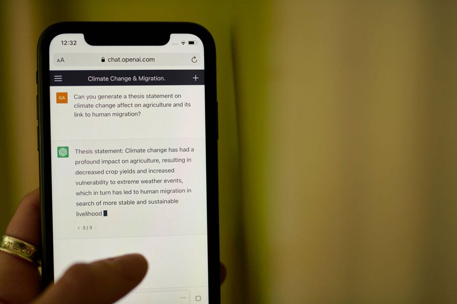 Apple тества собствен чатбот с AI