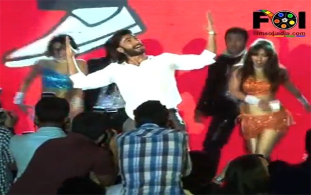 Видео от премиерата на Samsung Galaxy S4 в Индия