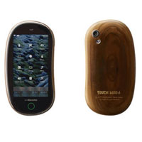 Концептуален телефон от дърво