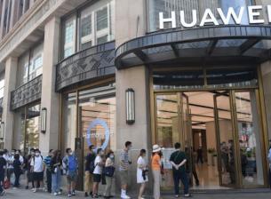 Huawei иска да върне лидерството си на пазара на смартфони