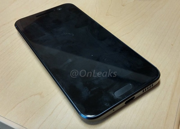 Флагманите на HTC и Huawei ще дебютират през април