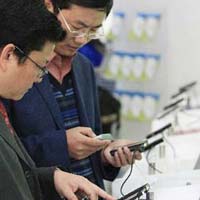 84,5 милиона китайци сърфират в Интернет през телефоните си