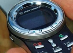 Бивш финансов директор на Motorola срещу компанията