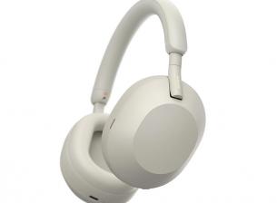Sony WH-1000XM5 носят подобрения във важните неща