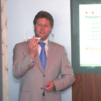 По-евтин фиксиран телефон за частни и бизнес клиенти с M-Tel VoiceBox