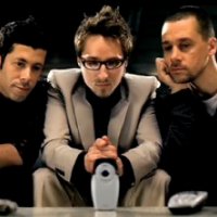 Смартфоните стимулират не-гласовата комуникация