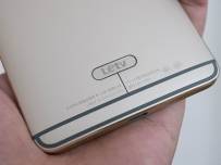 LeTV успя да продаде 1 милион телефона през ноември