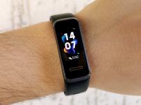 Huawei подготвя нови умен часовник и фитнес гривна