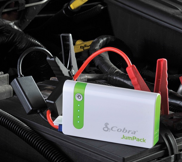 Това външно зарядно може да даде ток и на автомобил