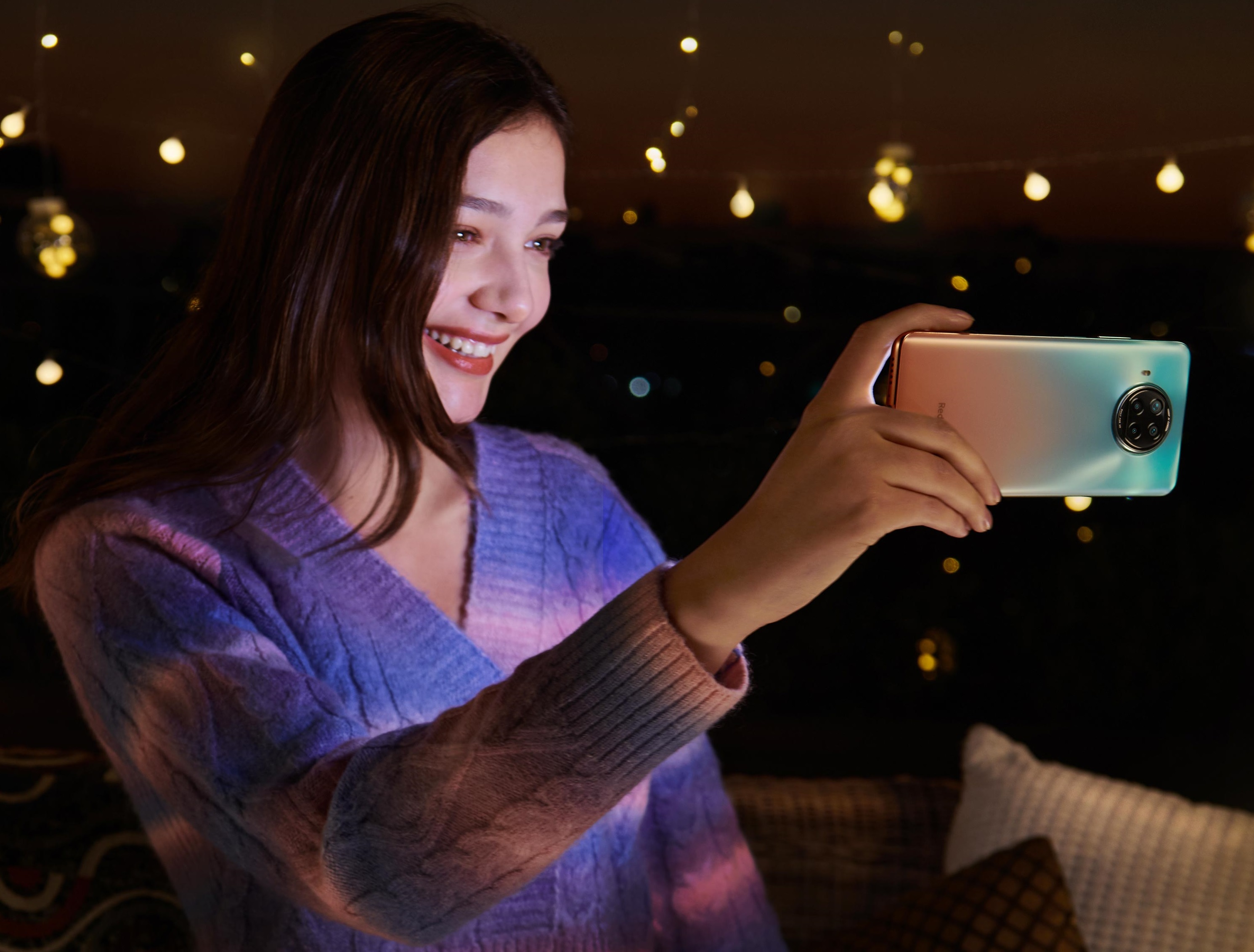 Redmi Note 9 Pro има голям екран и разчита на Snapdragon 750G