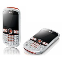 LG Town C300 - бюджетно решение за запалените потребители на социални мрежи