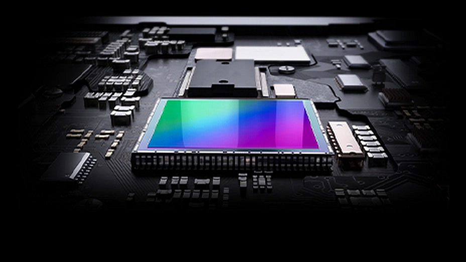 Следващият флагман Redmi обещава 200MP камера