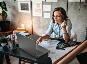 Новият Acer Swift X 16 залага на до 3.2K OLED екран и AMD Ryzen 9 7940H