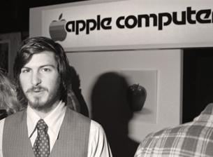 Apple на 50: най-важните моменти от всяко десетилетие