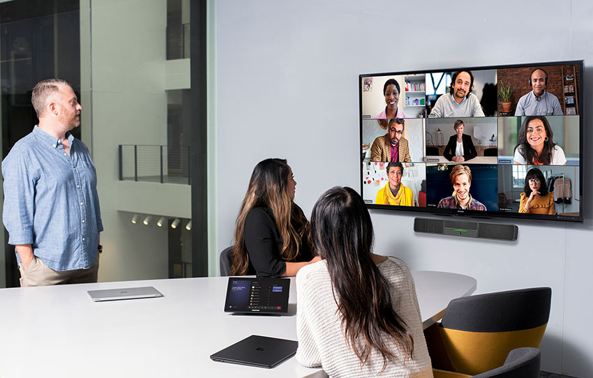 Microsoft представи нови решения за хибридна работа