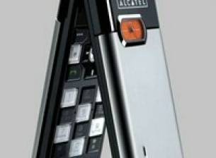Телефон на Alcatel с механичен часовник