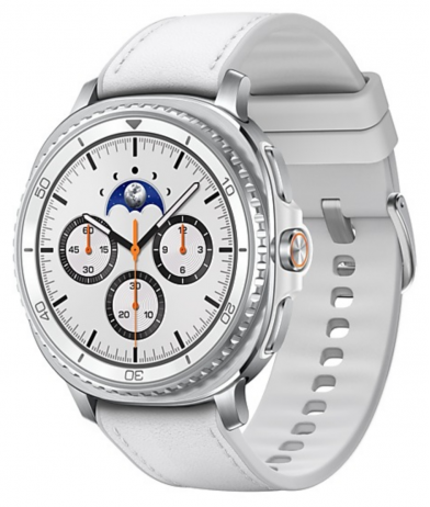 Samsung Galaxy Watch8 Classic с бял кожен каиш и сребрист корпус, класически циферблат с лунна фаза.