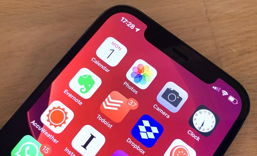 С iOS 14.5 можете да отключите своя iPhone чрез Apple Watch