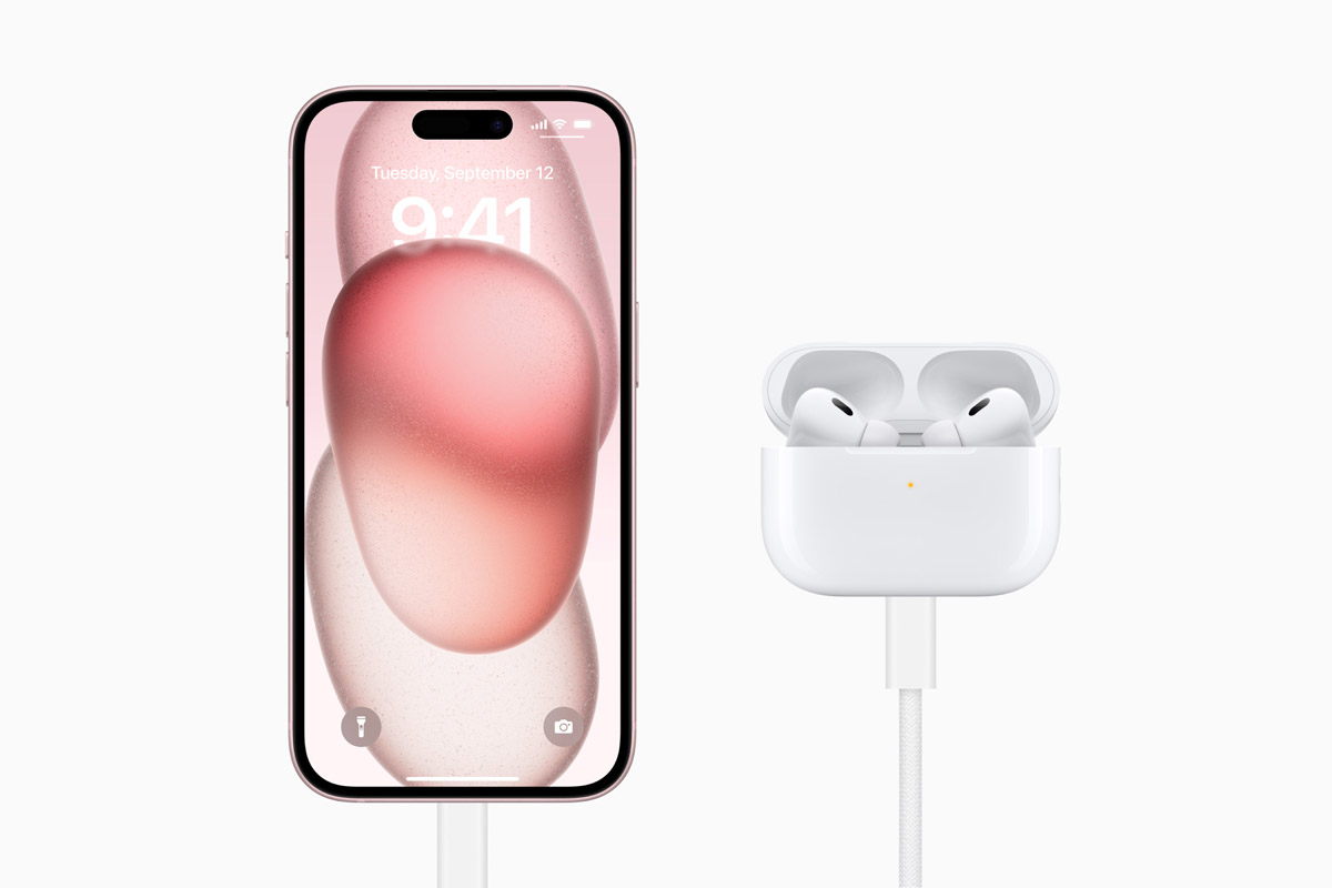 iPhone 15 има съвсем стандартен USB-C порт