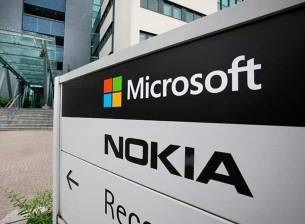 Microsoft отписва 7,6 милиарда долара от сделката с Nokia