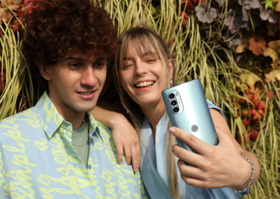 Motorola представи Moto G62 5G и G42