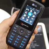 Над половин милиард нови GSM/UMTS потребители за последната година
