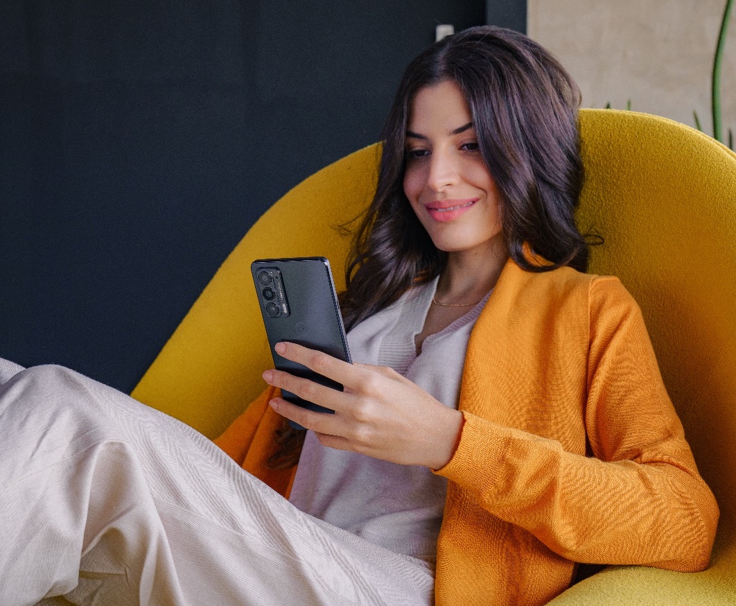 Нощните снимки на Motorola Edge 20: насладете се на по-дългите вечери, уловени в страхотно качество