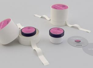 Крем за селфита – иновацията на Honor за 1 април