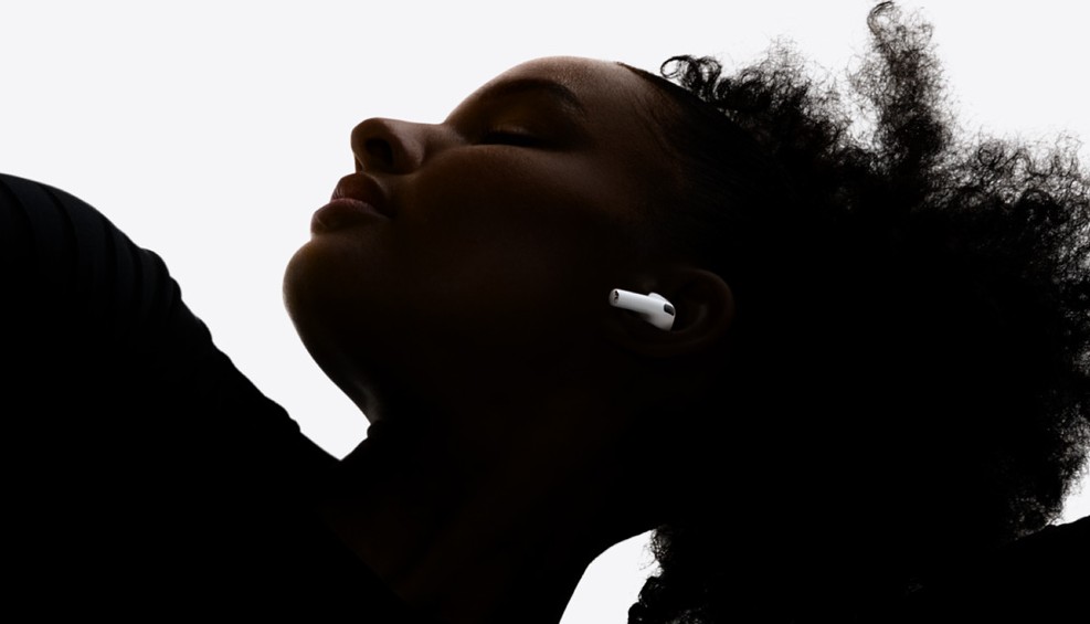 Задават се камери и в слушалките