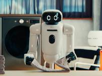 LG има домашен робот, който сгъва прането и приготвя закуска