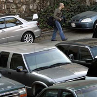 Паркинг колонки известяват полицията с SMS