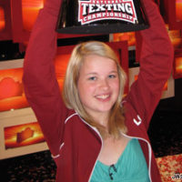 Новият шампион по писане на SMS е 15-годишна американка