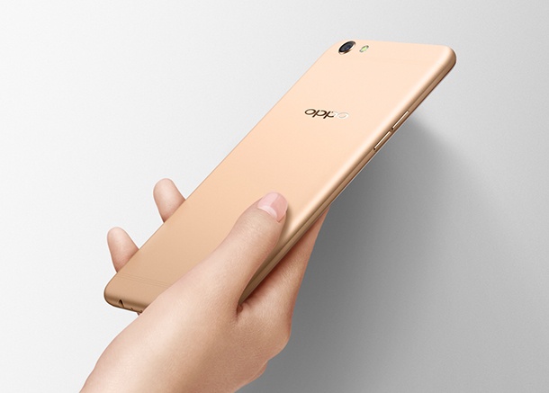 OPPO R9s е бил най-популярният смартфон с Android за тримесечието