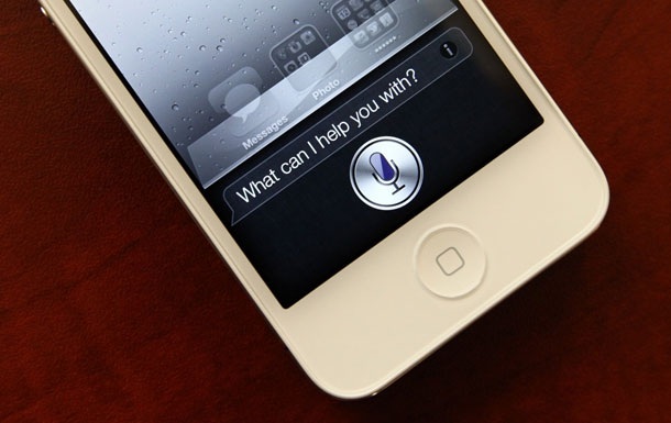 Apple пази запитванията към Siri до 2 години