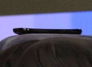 Екранът на Nexus S ще е извит?