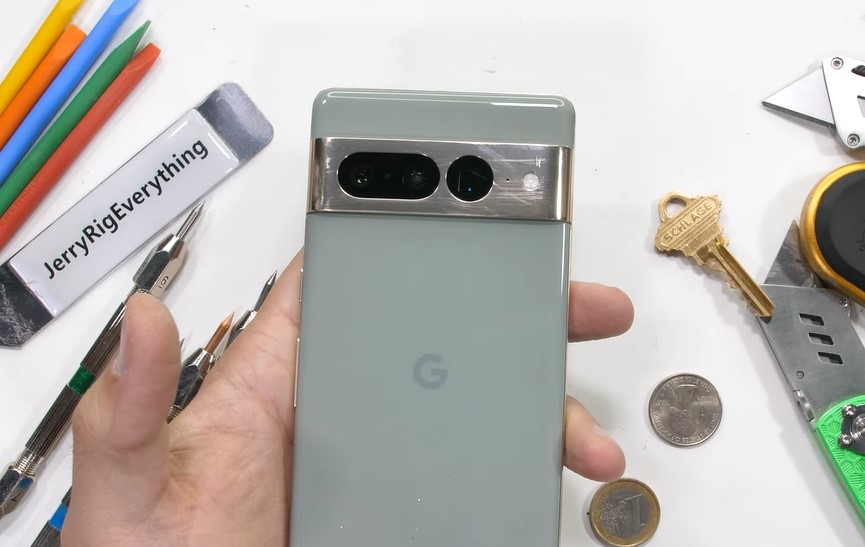 Pixel 7 Pro определено не е сред особено издръжливите телефони
