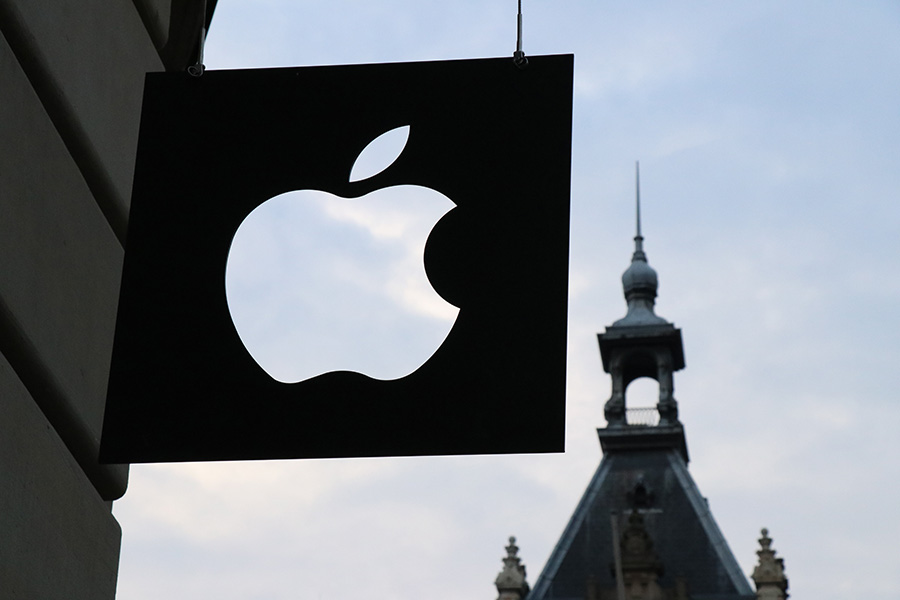 Apple вече използва чатбот за някои вътрешни процеси