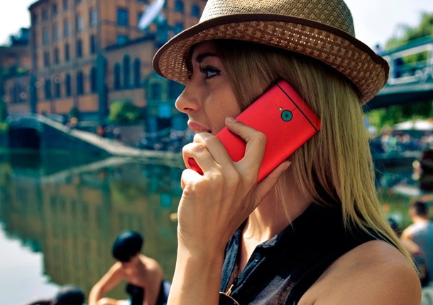 HTC One в червено само за клиентите на GLOBUL