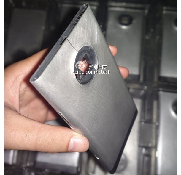 Повече слухове и снимки насочват към устройство на Nokia с над 5