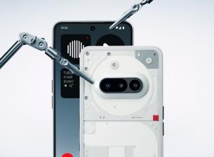 Задава се Lite модел от Nothing